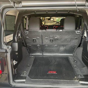 Detailz Auto Salon - Interior jeep detail - Auto Detailing Near Me - Kingston, Ontario Detailz Auto Salon - Interior jeep detail - Auto Detailing Near Me - Kingston, Ontario