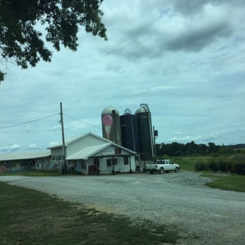 Kilby Cream - Love the ice cream cone painted on the silo - Ice Cream & Frozen Yogurt Near Me - Rising Sun, Maryland