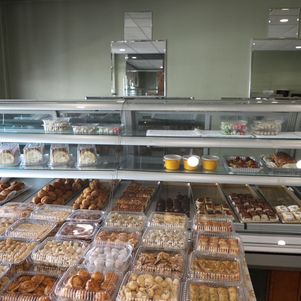 Rex Bakery - Instagram: @eat_saw_telle - Desserts Near Me - Los Angeles, California