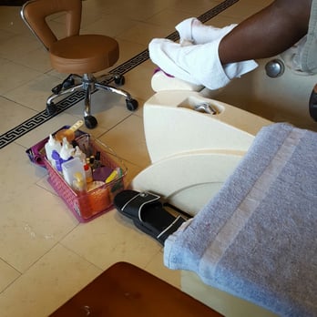 Style Nail Spa - He loves his hot towel massage - Nail Salons Near Me - Frisco, Texas Style Nail Spa - He loves his hot towel massage - Nail Salons Near Me - Frisco, Texas