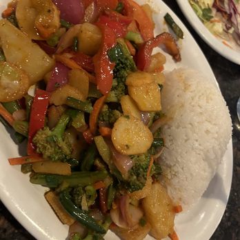 El Pollo Inka - Lomo (no meat) - Latin American Near Me - Torrance, California El Pollo Inka - Lomo (no meat) - Latin American Near Me - Torrance, California