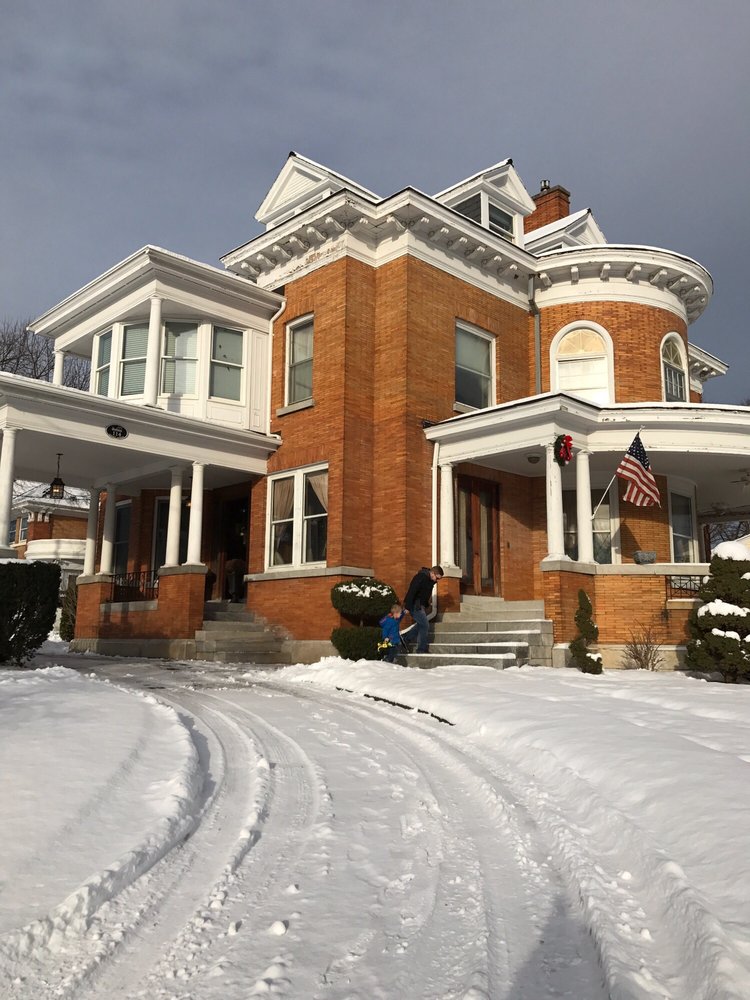 WC LIPE MANSION Updated September 2024 17 Photos 114 Summit Ave