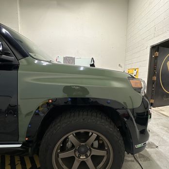 Signature Wraps - Military green wrap on a Toyota 4Runner for a rugged, tactical look. - Vehicle Wraps Near Me - Chantilly, Virginia
