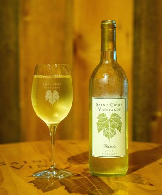 Saint Croix Vineyards by null