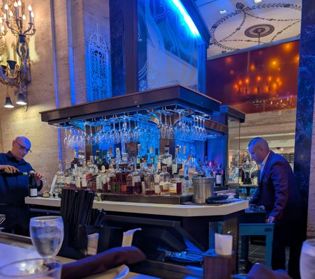Lockwood Restaurant & Bar by null