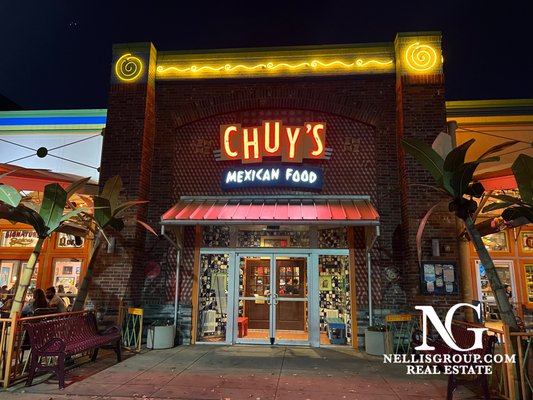 Chuy's by null