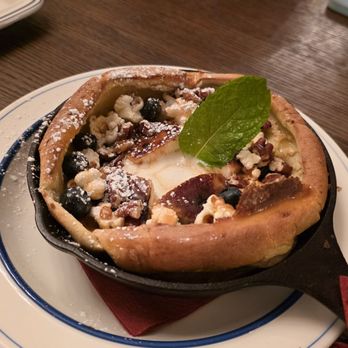 GIWA - Dutch pancake banana toffee - Breakfast & Brunch Near Me - Santa Clara, California