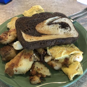 Gem City Dinor - Gem city omelette with marble rye and potatoes - Breakfast & Brunch Near Me - Erie, Pennsylvania Gem City Dinor - Gem city omelette with marble rye and potatoes - Breakfast & Brunch Near Me - Erie, Pennsylvania