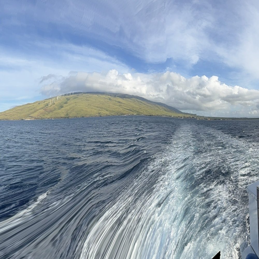 Four Winds Molokini Maui Snorkel Tour - Boat ride out - Snorkeling Near Me - Maalaea, Hawaii