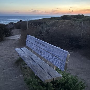 Malibu Beach - Little Sycamore Point - Swimming Pools Near Me - Malibu, California Malibu Beach - Little Sycamore Point - Swimming Pools Near Me - Malibu, California