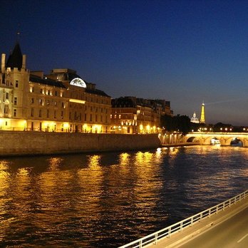 La Seine - Paris - The Seine River. Photo Cc Wikipedia 11/23/20 - Landmarks & Historical Buildings Near Me