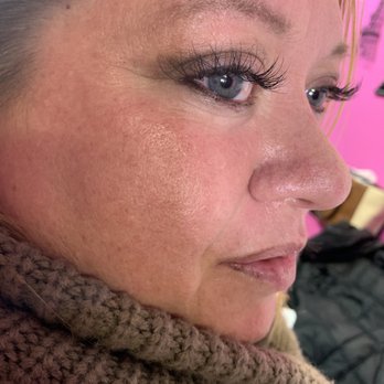 Bodybeatboutique - Who needs mascara when you have a beautiful set of semi permanent lashes - Eyelash Service Near Me - Columbus, Ohio Bodybeatboutique - Who needs mascara when you have a beautiful set of semi permanent lashes - Eyelash Service Near Me - Columbus, Ohio