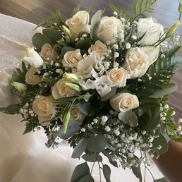 My beautiful bouquet for my wedding day. My beautiful bouquet for my wedding day.