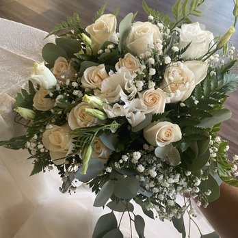 California Flowers - My beautiful bouquet for my wedding day. - Florists Near Me - Los Angeles, California California Flowers - My beautiful bouquet for my wedding day. - Florists Near Me - Los Angeles, California