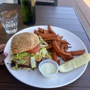 Heritage Eats - Salad Near Me - Napa, California