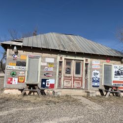 The Oil Can Sports Bar And Grill