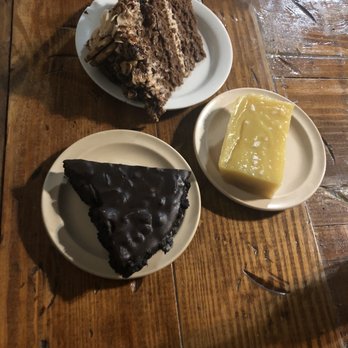 Imagine Vegan Cafe - Cake - Vegan Near Me - Memphis, Tennessee