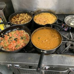 Everest Kitchen - Chicken curry.  Butter chicken. Tofu tikka masala