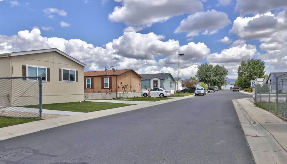 RUSTIC ACRES Updated September 2024 41 Photos 501 W Greenleaf St