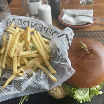 The Clinkscale - Cauliflower burger with goat cheese and truffle fries - Breakfast & Brunch Near Me - Jerome, Arizona The Clinkscale - Cauliflower burger with goat cheese and truffle fries - Breakfast & Brunch Near Me - Jerome, Arizona