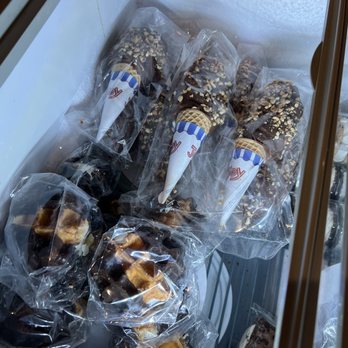 Annapolis Ice Cream - To go goodies! Those nutty buddies look out of this world!! - Ice Cream & Frozen Yogurt Near Me - Annapolis, Maryland