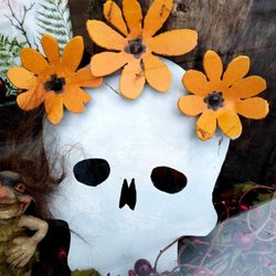 Avant-Garden Shop - Funky metal art