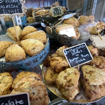 Robin Simmons Bakery - Desserts Near Me - Virginia Beach, Virginia Robin Simmons Bakery - Desserts Near Me - Virginia Beach, Virginia