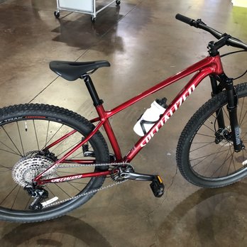 Bike Mart - Richardson - Specialized Chisel Comp in Gloss Red Tint Brushed / White ‍   Thanks for the awesome Richardson Bike Mart water bottle - Bikes Near Me - Richardson, Texas