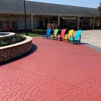 Tanger Outlets Myrtle Beach Hwy 501 - Colorful seating /selfie pic site! - Outlet Stores Near Me - Myrtle Beach, South Carolina Tanger Outlets Myrtle Beach Hwy 501 - Colorful seating /selfie pic site! - Outlet Stores Near Me - Myrtle Beach, South Carolina