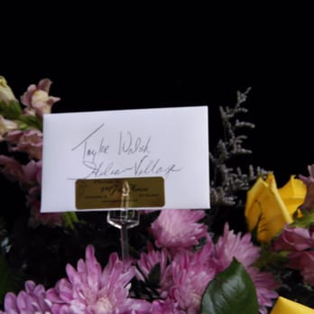 MJ's Place - Florists Near Me - Carbondale, Illinois