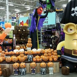 Lowe's Home Improvement - Great Halloween display.