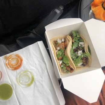 Taqueria Luna - Pollo (right) Asada (left) - Food Trucks Near Me - Portland, Oregon
