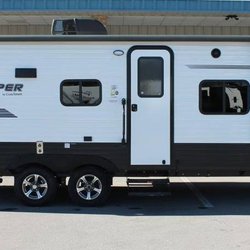 Richmond RV Rentals - The Alex - 2019 Coachmen Clipper 21BH