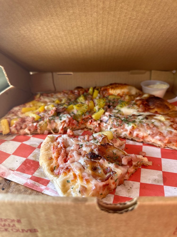 MOUNTAIN VIEW PIZZA & ICE CREAM Updated September 2024 11 Photos