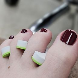 Pretty toes!