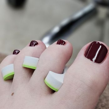 Kanwa Nails & Spa - Pretty toes! - Nail Salons Near Me - Omaha, Nebraska