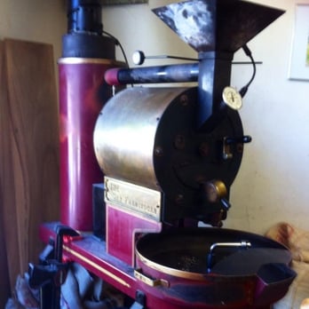 Uncommon Grounds - Coffee Roaster at Uncommon Grounds Duxbury - Coffee & Tea Near Me - Duxbury, Massachusetts