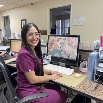 Hernandez Medical Group - Family Practice Near Me - Palmdale, California Hernandez Medical Group - Family Practice Near Me - Palmdale, California