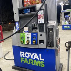 Royal Farms - Gas pump