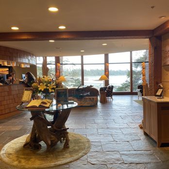 The Pointe Restaurant - Lobby of the wickaninnish inn - Canadian (New) Near Me - Tofino, British Columbia The Pointe Restaurant - Lobby of the wickaninnish inn - Canadian (New) Near Me - Tofino, British Columbia