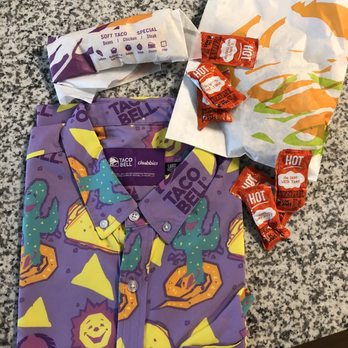 Taco Bell - Breakfast Taco and Crunchwrap birthday surprise! - Fast Food Near Me - Charlottesville, Virginia