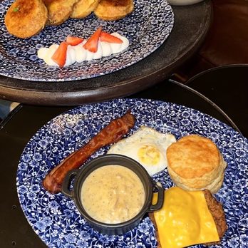 Yardbird - Biscuit & Gravy (sandwich was deconstructed), and the Crème Brûlée Waffles - Southern Near Me - Las Vegas, Nevada