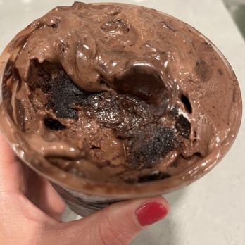 Living The Cream - Bedrock Brownie - are you kidding me with that brownie batter?! So incredibly delicious! - Ice Cream & Frozen Yogurt Near Me