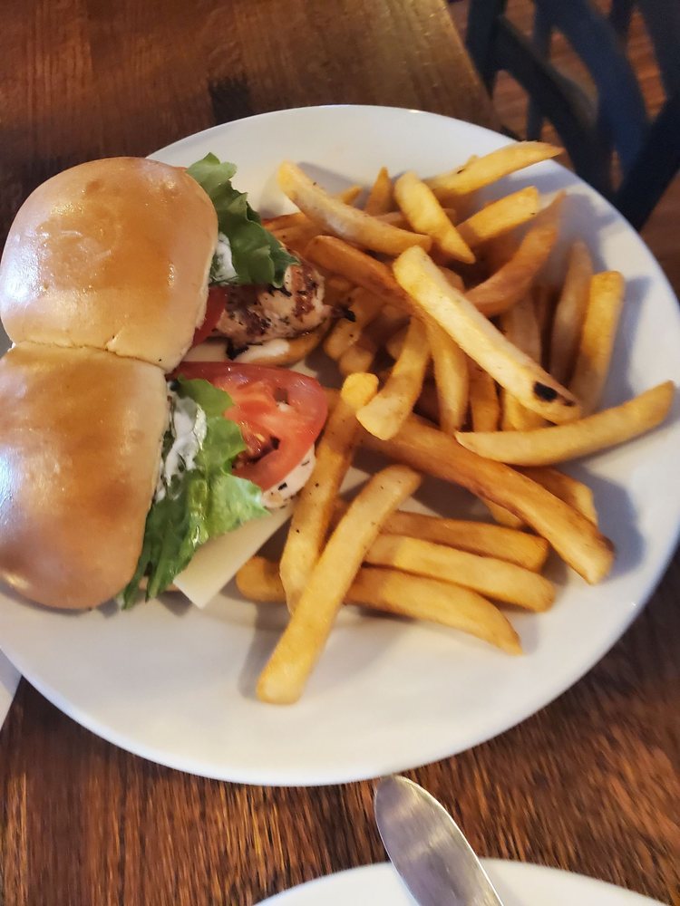 Food from The Groggy Dog