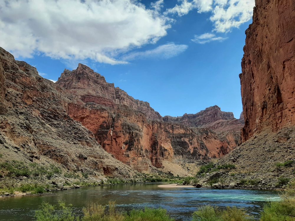 Grand Canyon Expeditions Logo