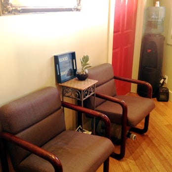 Joseph Smith, DC - Atlas Health waiting room - Chiropractors Near Me - Fairfax, California Joseph Smith, DC - Atlas Health waiting room - Chiropractors Near Me - Fairfax, California