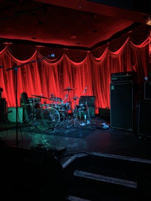 Alex's Bar by null