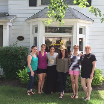 Humble BnB - Our bachelorette party was made complete with our stay here!! - Bed & Breakfast Near Me - Lake Geneva, Wisconsin