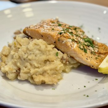 Amici Pizzeria & Bar - Salmon - Pizza Near Me - Reno, Nevada Amici Pizzeria & Bar - Salmon - Pizza Near Me - Reno, Nevada
