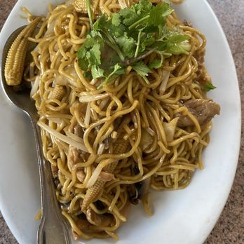 Thai Original BBQ Restaurant - Chicken Chow Mein - Thai Near Me - Los Angeles, California Thai Original BBQ Restaurant - Chicken Chow Mein - Thai Near Me - Los Angeles, California